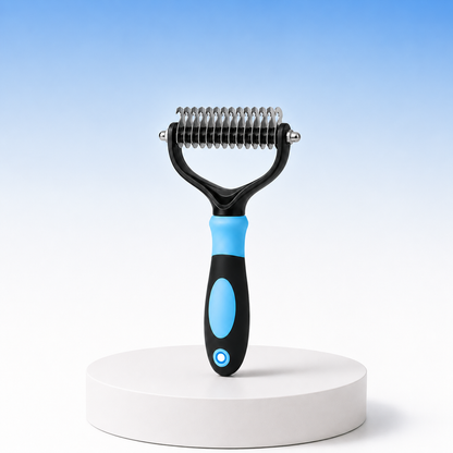 Demelix_blue-Pet_hair_removal_comb_by_Patounettes